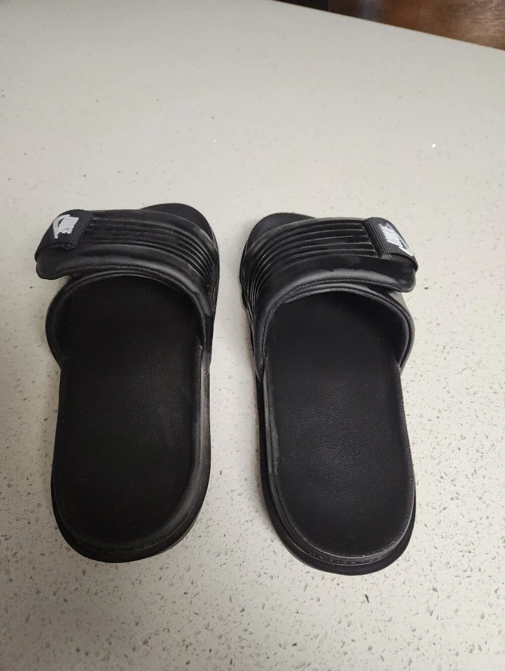 Nike classic black
